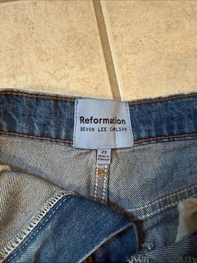 Reformation Light Blue Denim Shorts with Contrast Stitching - size 23
